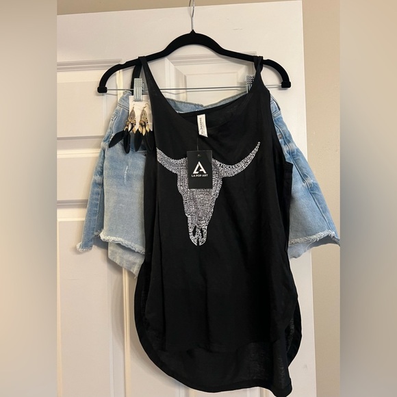 NWT Women’s Country Music Tank w Famous Titles of Country Songs Listed - Picture 3 of 4